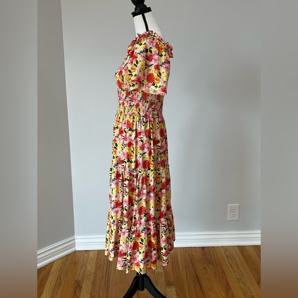 Laree & Co Hartley Ruffle Smocked Tiered Dress size M New with tags New - Picture 4 of 12